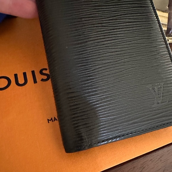 Vintage Louis Vuitton Epi long bifold wallet CA1010 Made in Spain - Picture 11 of 17